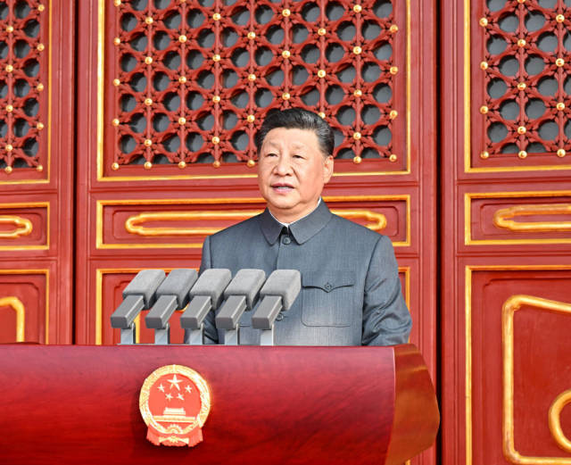 9月3日，纪念中国人民抗日战争暨世界反法西斯战争胜利80周年大会在北京隆重举行。中共中央总书记、国家主席、中央军委主席习近平发表重要讲话。新华社记者 燕雁 摄