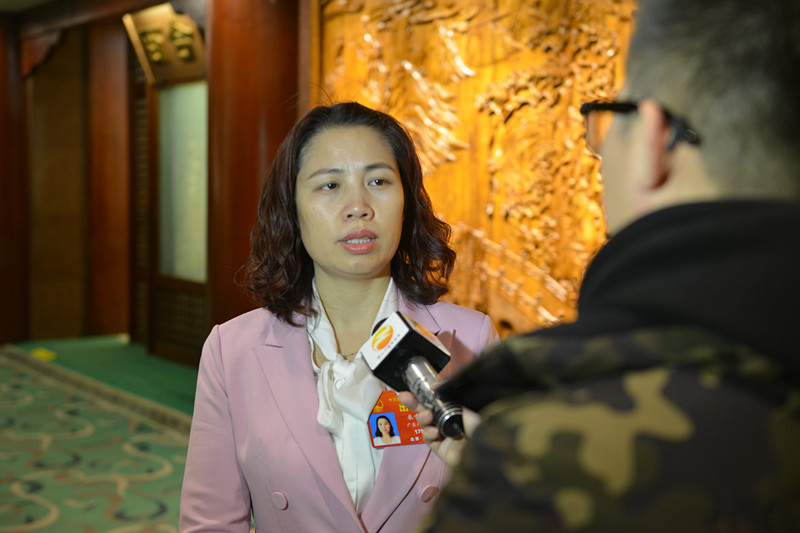 全国人大代表米雪梅:传递一份鼓励,见证一座城的努力