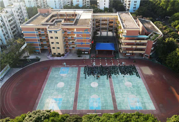 创文明校园 树"松骨正气",松苑中学获第二届全国文明校园