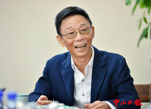 中顺洁柔董事长老婆图片