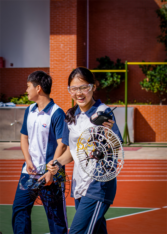 杨先逸中学图片