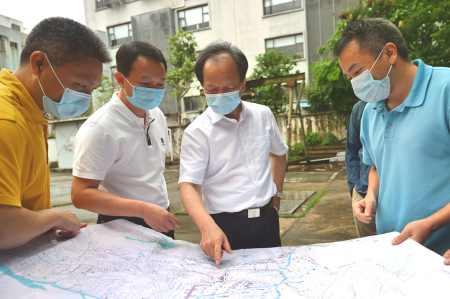 郭文海：最大限度降低治水对群众影响 凝聚全民治水强大合力