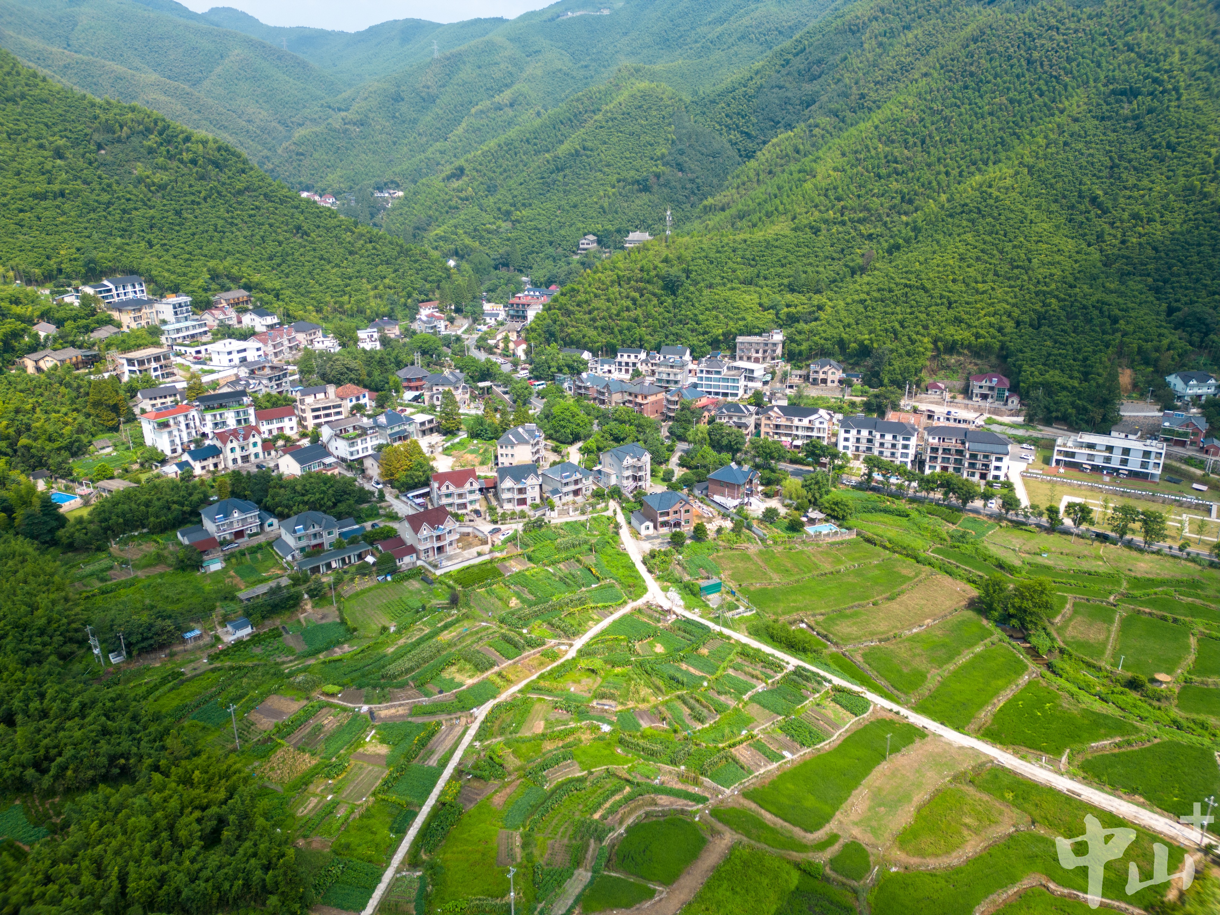 莫干山仙潭村景区图片