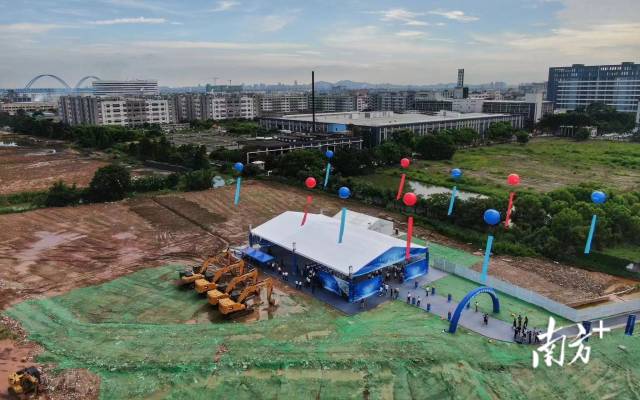 新迈奇大湾区生产总部基地动工仪式现场。