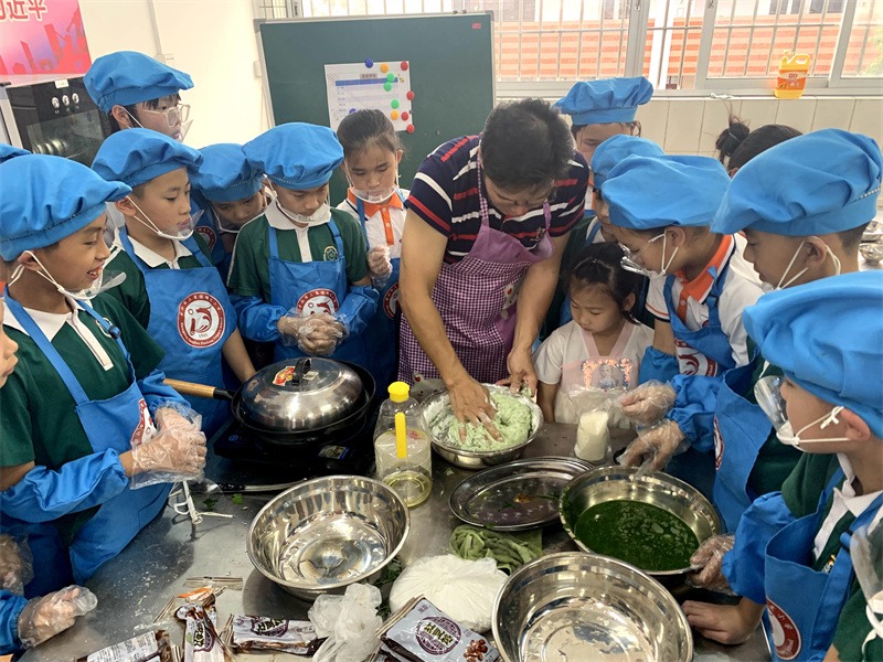 小学劳技电池盒制作图片