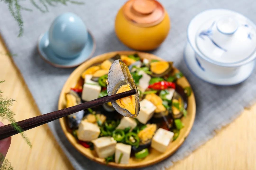 摄图网_365006765_凉拌皮蛋豆腐（企业商用）.jpg