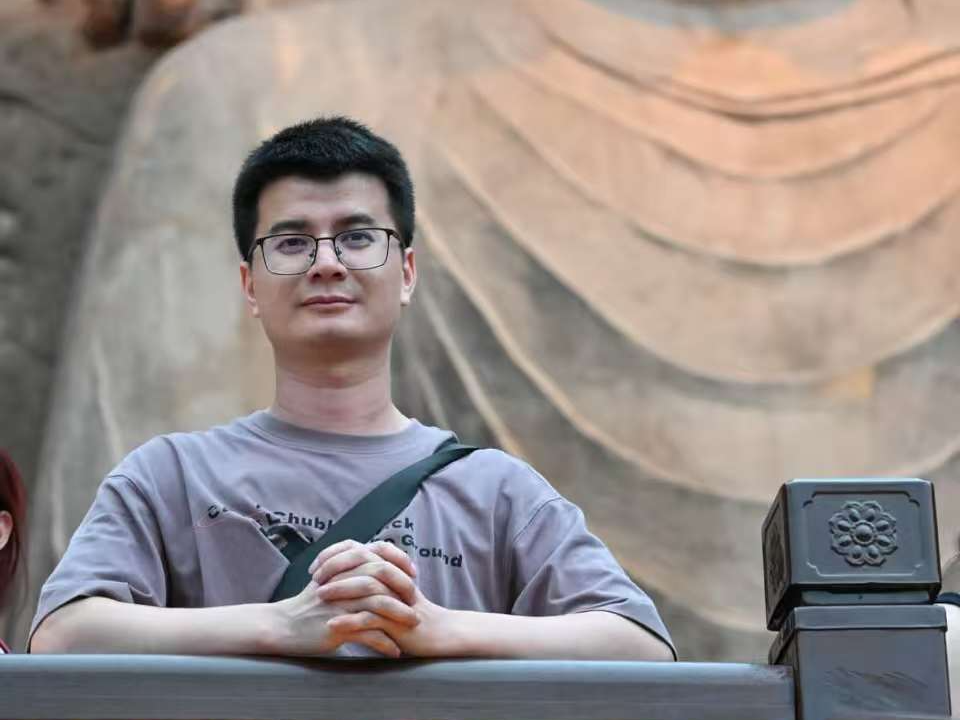 朱天明2.jpg