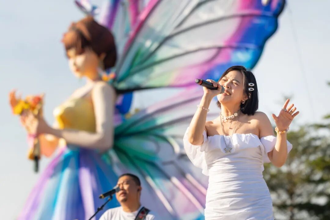 2025.11.28菊花会花海音乐会_陈健鸿_摄183.JPG
